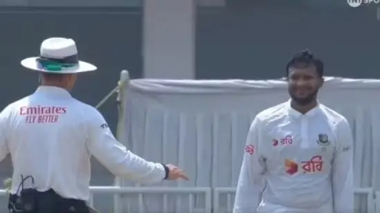 Shakib-Al-Hasan Loses COOL; Throws Ball Angrily at Mohammed Rizwan During Pak vs Ban Test | WATCH Shakib Reprimanded