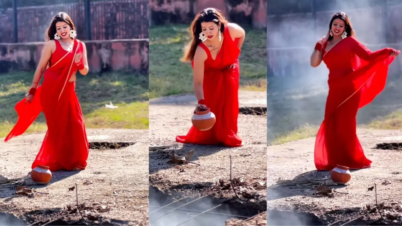 ShamshanGhat Mein Ladki Ka Dance Video