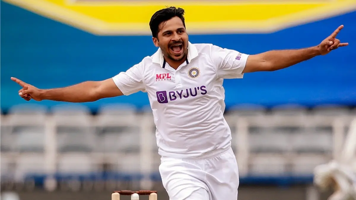 Shardul Thakur celebrating after taking a wicket for Team India