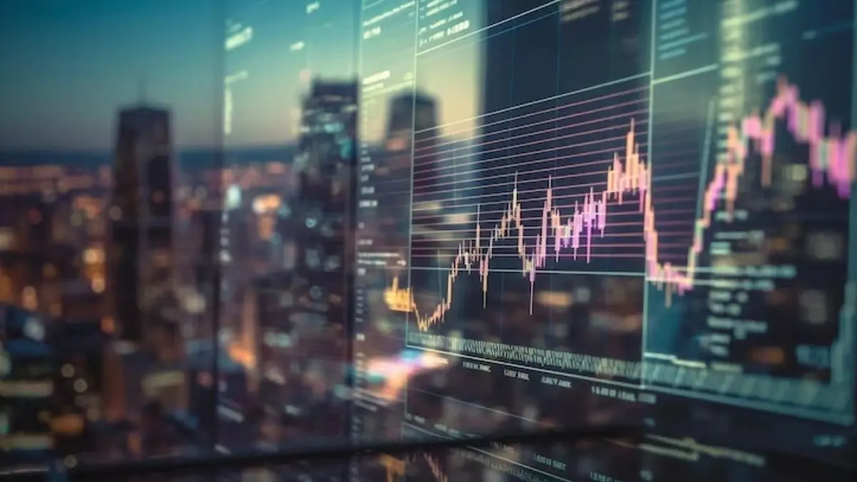 Shares of HCL Tech, and Anand Rathi in focus on today as they trade ex-dividend on October 17, 2025.
