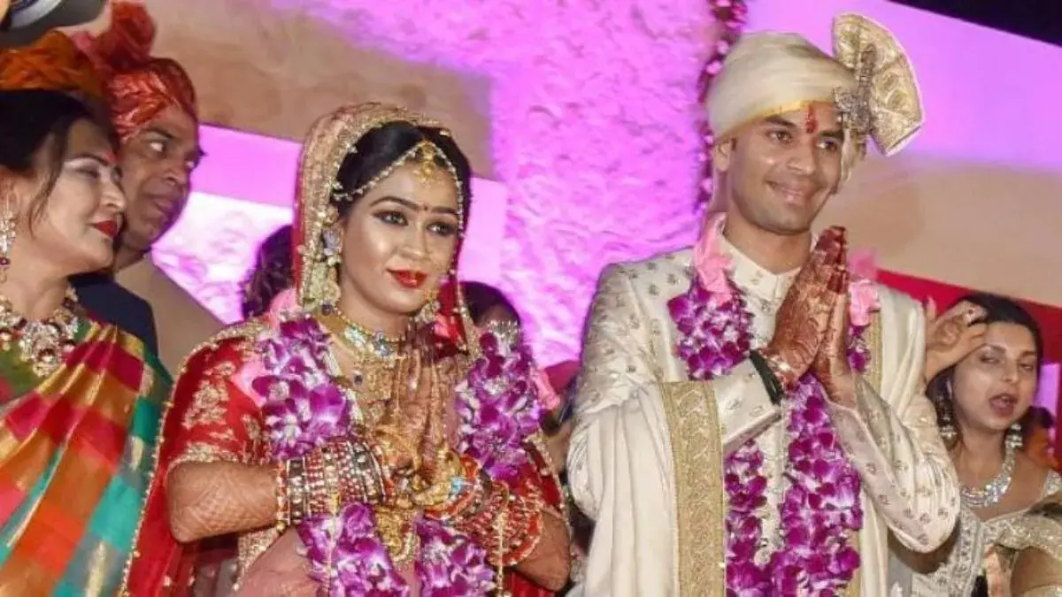 ‘What Will Lalu Yadav Do For Me’: Aishwarya Rai Alleges Tej Pratap’s Expulsion From RJD a ‘Drama’ She said she will “continue fighting” for justice, regardless of political games being played around her.