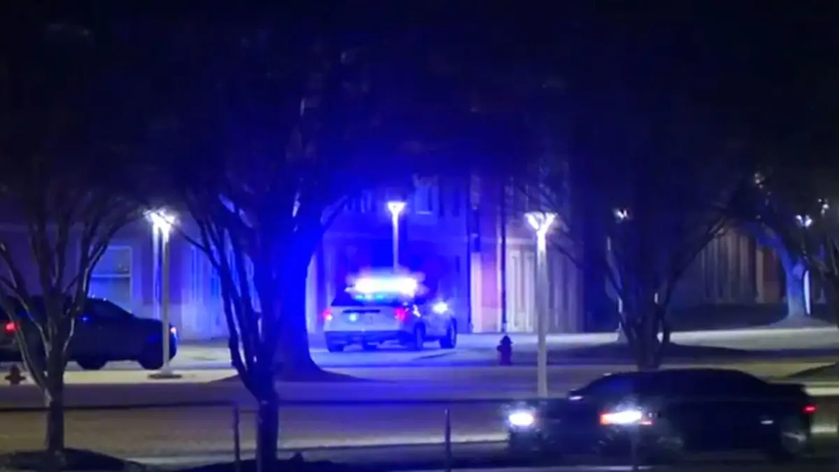 Shooting at a South Carolina State University Residence Complex Kills 2 and Wounds 1 Shooting at a South Carolina State University Residence Complex Kills 2 and Wounds 1
