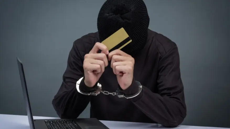 Should Banks Reimburse Fraud Victims? This Is What Customers Think - Survey Should Banks Reimburse Fraud Victims? This Is What Customers Think - Survey