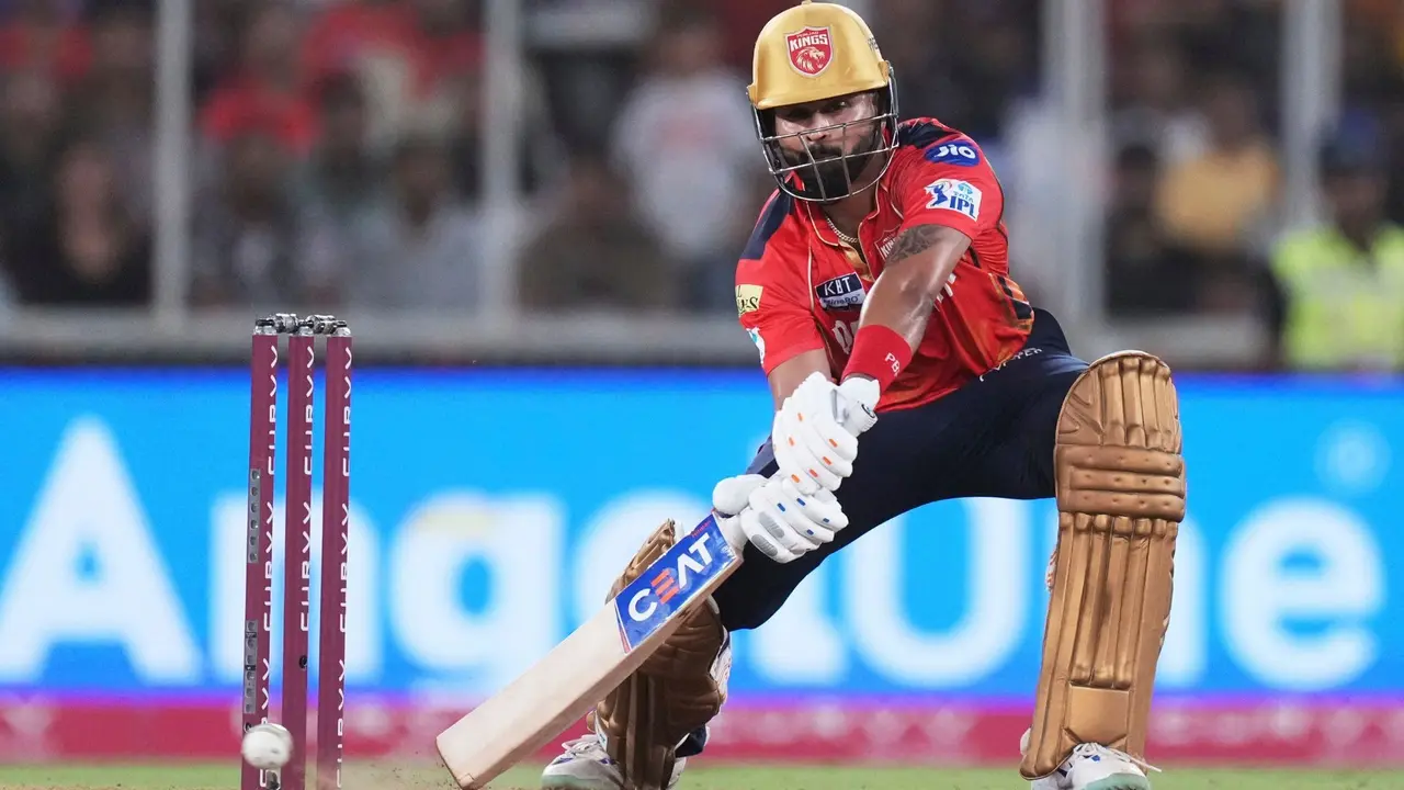 IPL 2025: Shreyas Iyer Leads Punjab Kings to First IPL Final in 11 Years as Mumbai Indians' Campaign Ends in Qualifier 2 Shreyas Iyer IPL 2025