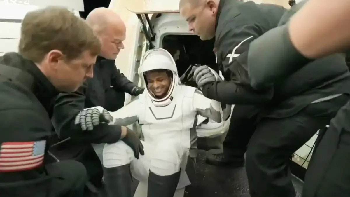First Visuals Of Shubhanshu Shukla After Successful Splashdown of Axiom-4 Crew Members Aboard Dragon Capsule Shubhanshu Shukla First Visuals