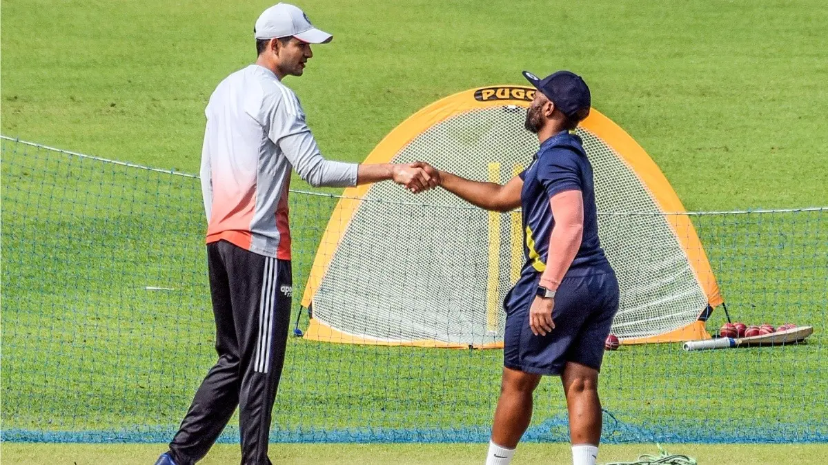 IND vs SA: Temba Bavuma Sets Tone For Upcoming India vs South Africa Test Series: 'We Look Forward To The Challenge' Shubman Gill shakes hand with Temba Bavuma ahead of India vs South Africa Kolkata Test