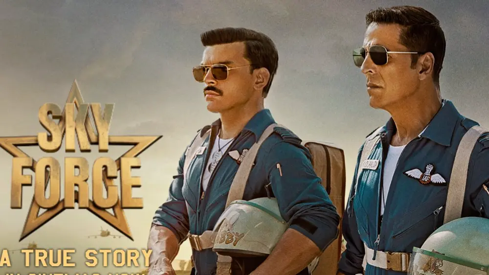 Sky Force stars Akshay Kumar and Veer Pahariya