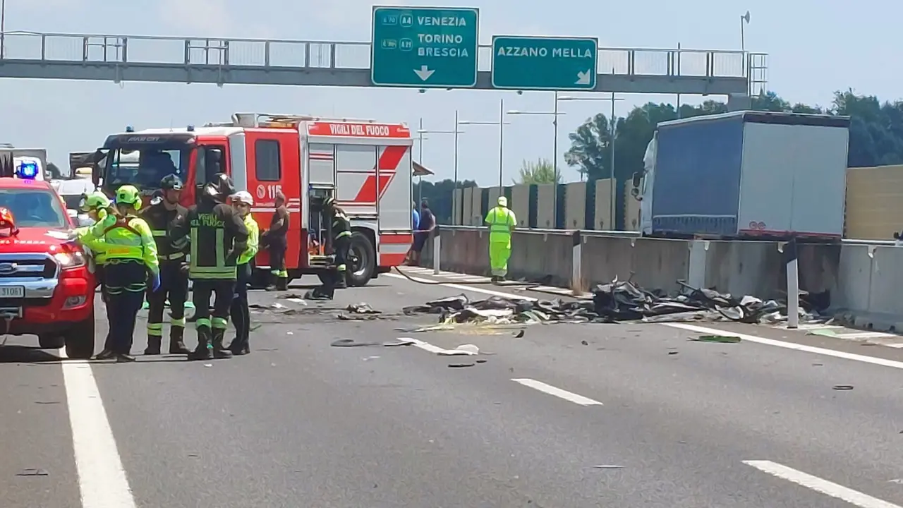 Small Plane Crash In Italy