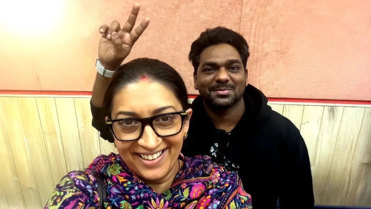Smriti Irani- Zakir Khan
