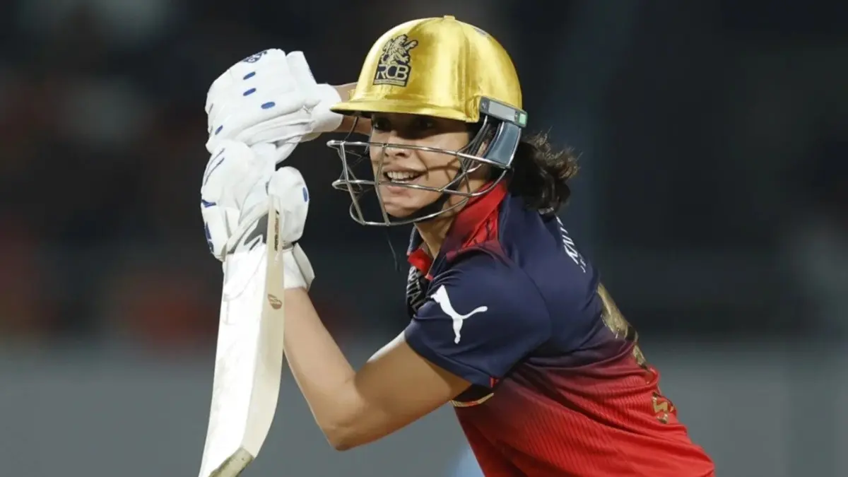 WPL 2026 Final: Smriti Mandhana Poised To Shatter Ellyse Perry's Elusive Landmark During RCB vs DC Clash Smriti Mandhana in action for RCB in WPL 2026