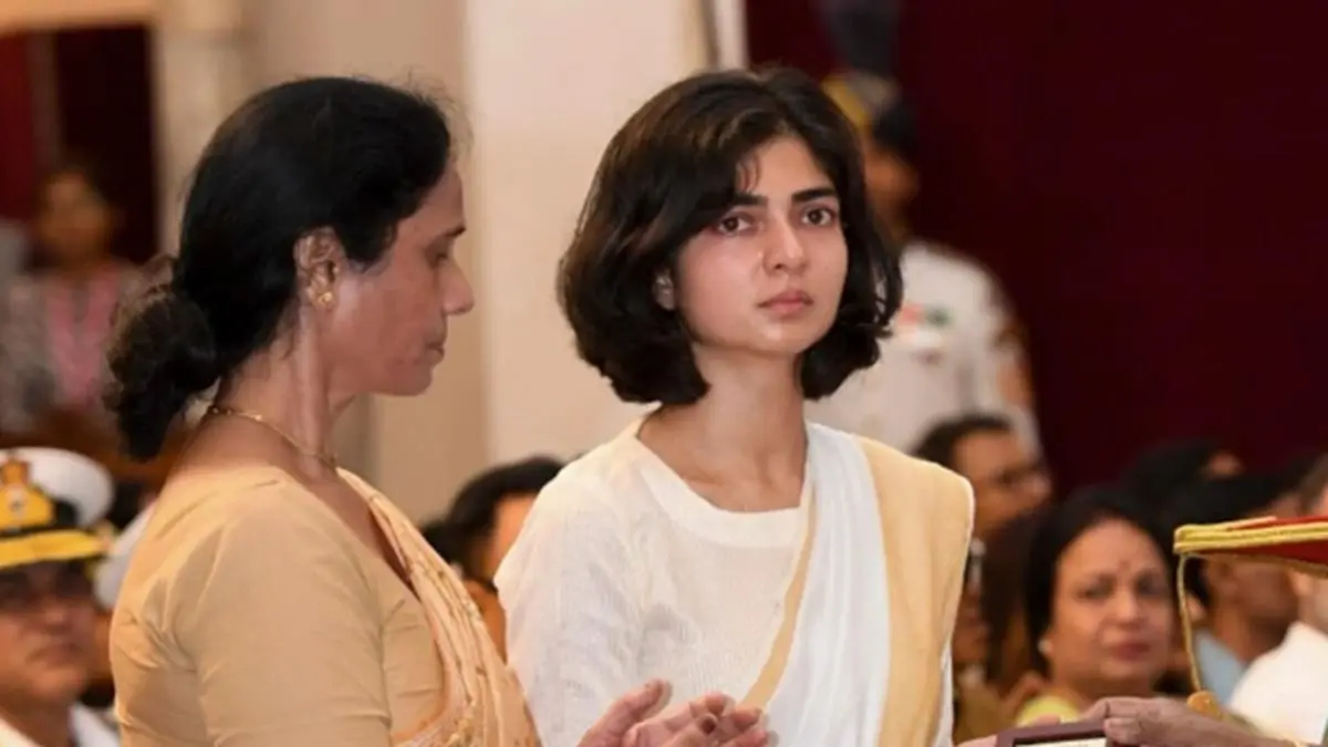 NCW Demands Arrest of Man Over 'Extremely Lewd' Comment on Captain Anshuman Singh's Widow NCW urges action on man's 'lewd' remarks on martyr's widow