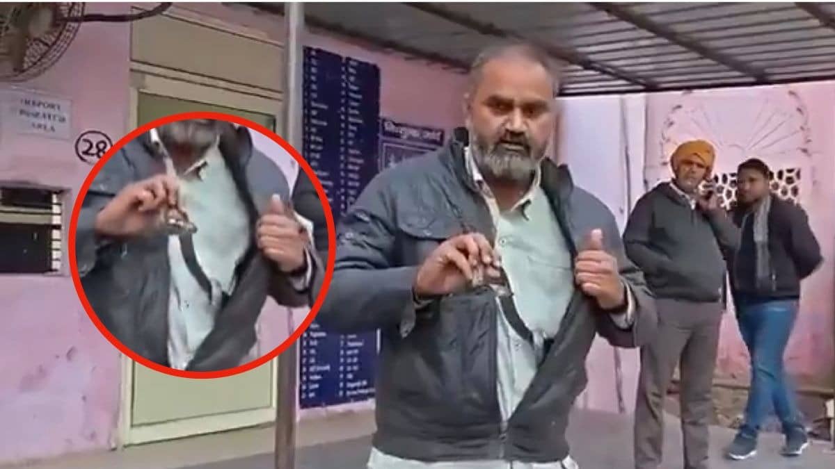 Snake In Pocket: Man Carries Snake To Hospital After Being Bitten | VIDEO