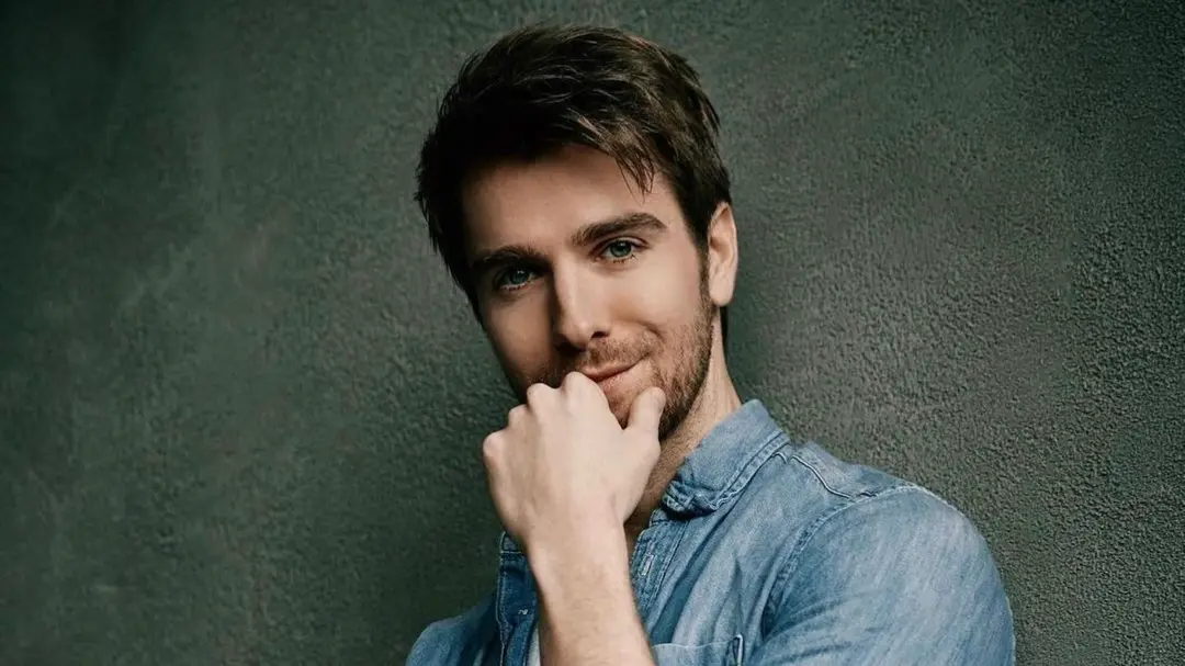 Hollywood Actor Mike Heslin Dies At 30 After 'Unexpected Cardiac Event', Husband Scotty Confirms Mike Heslin