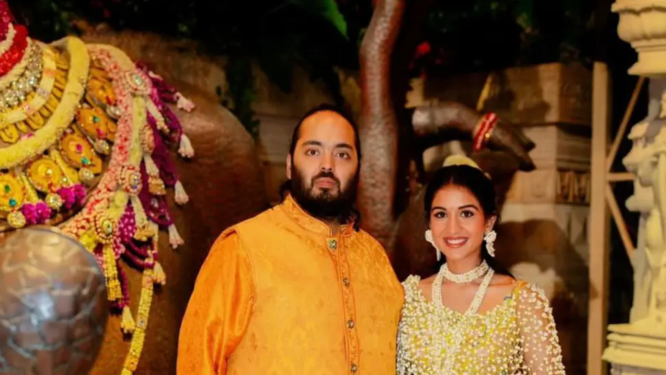 Khane Me Kya? Palak Chaat to 100+ Coconut Delicacies - The Lavish Menu at Anant-Radhika's Wedding Anant Ambani-Radhika Merchant Photos