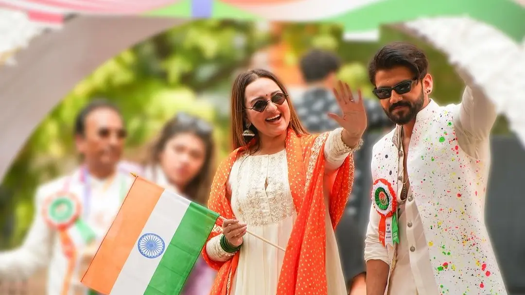 Sonakshi Sinha-Zaheer Iqbal Share Unseen Photos From India Day Parade In New York Sonakshi Sinha