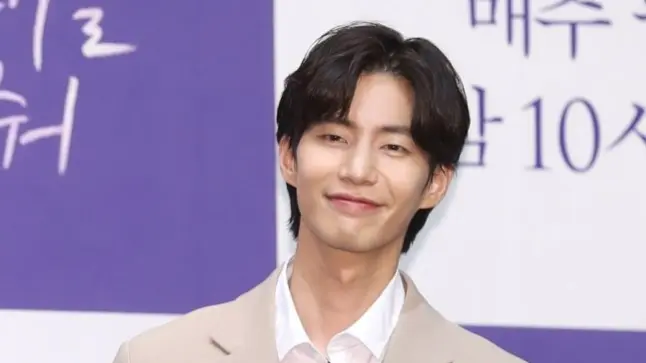 K-Drama Star Song Jae Rim Aged 39 Found Dead At His Seoul Apartment, 2-Page Note Discovered Song Jae Rim passed away
