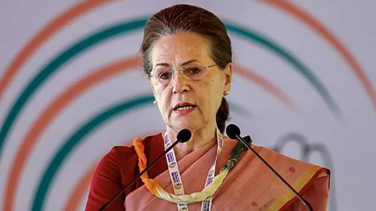 Sessions Court Issues Notice to Sonia Gandhi Challenging Dismissal of Electoral Roll Complaint