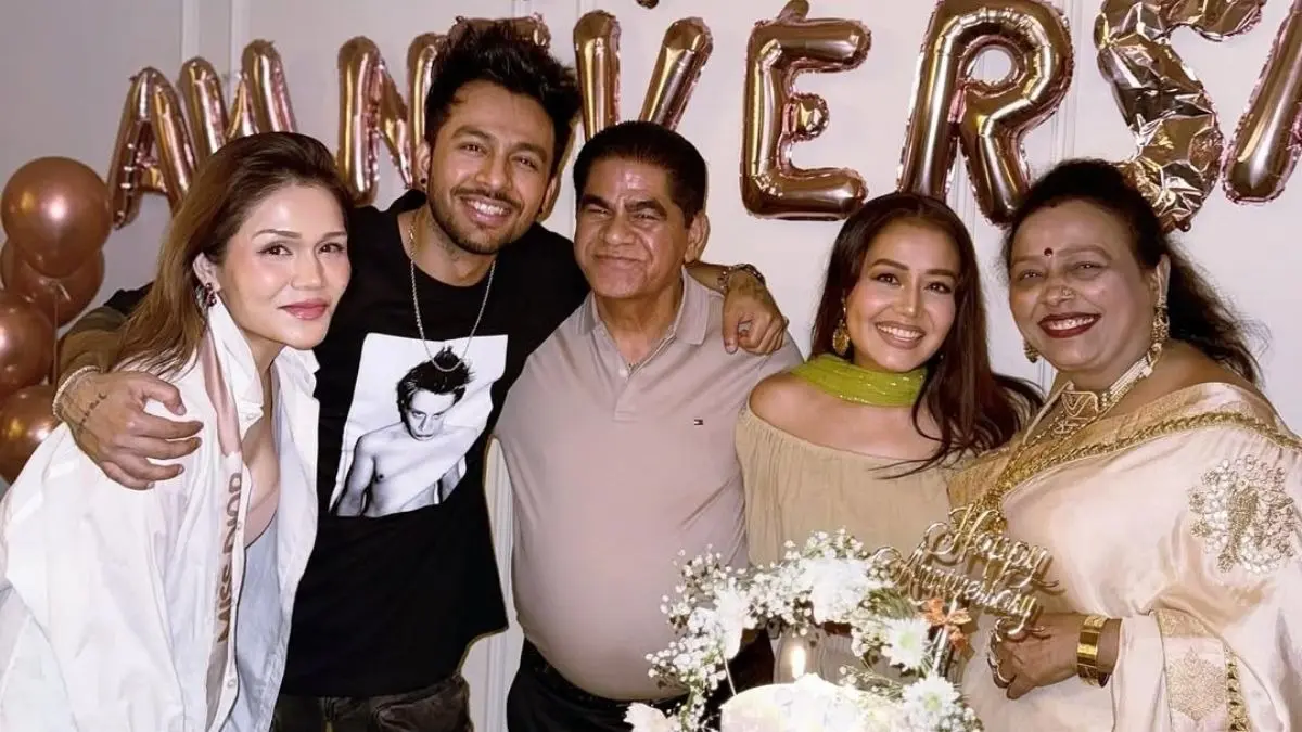 Sonu Kakkar Joins Siblings Neha and Tony