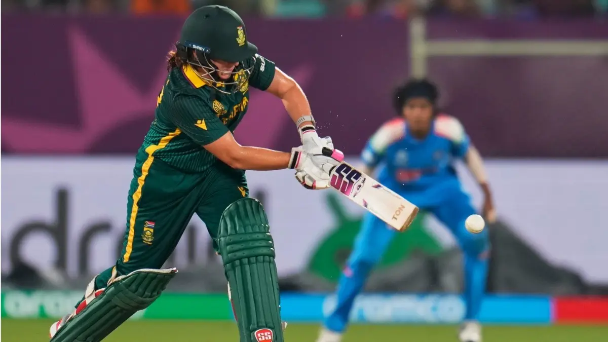 South Africa's Nadine de Klerk in action against India