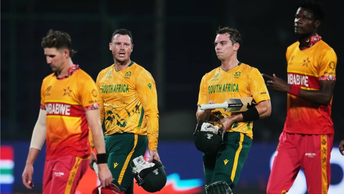 South Africa's Tristan Stubbs and George Linde walk off the field after win against Zimbabwe