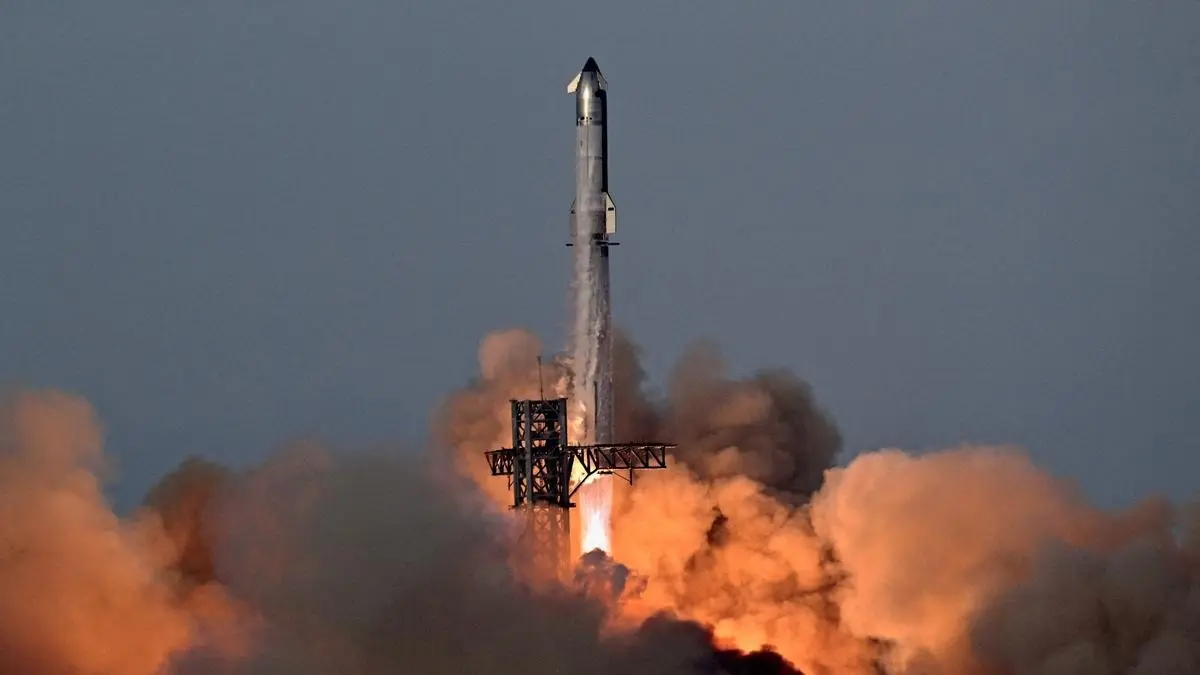 SpaceX's Starship passes development rut, deploys first mock satellites SpaceX