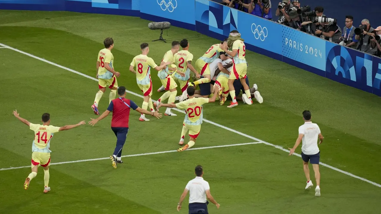 Spain takes gold after 5-3 win against France in Olympic men’s soccer final Spain