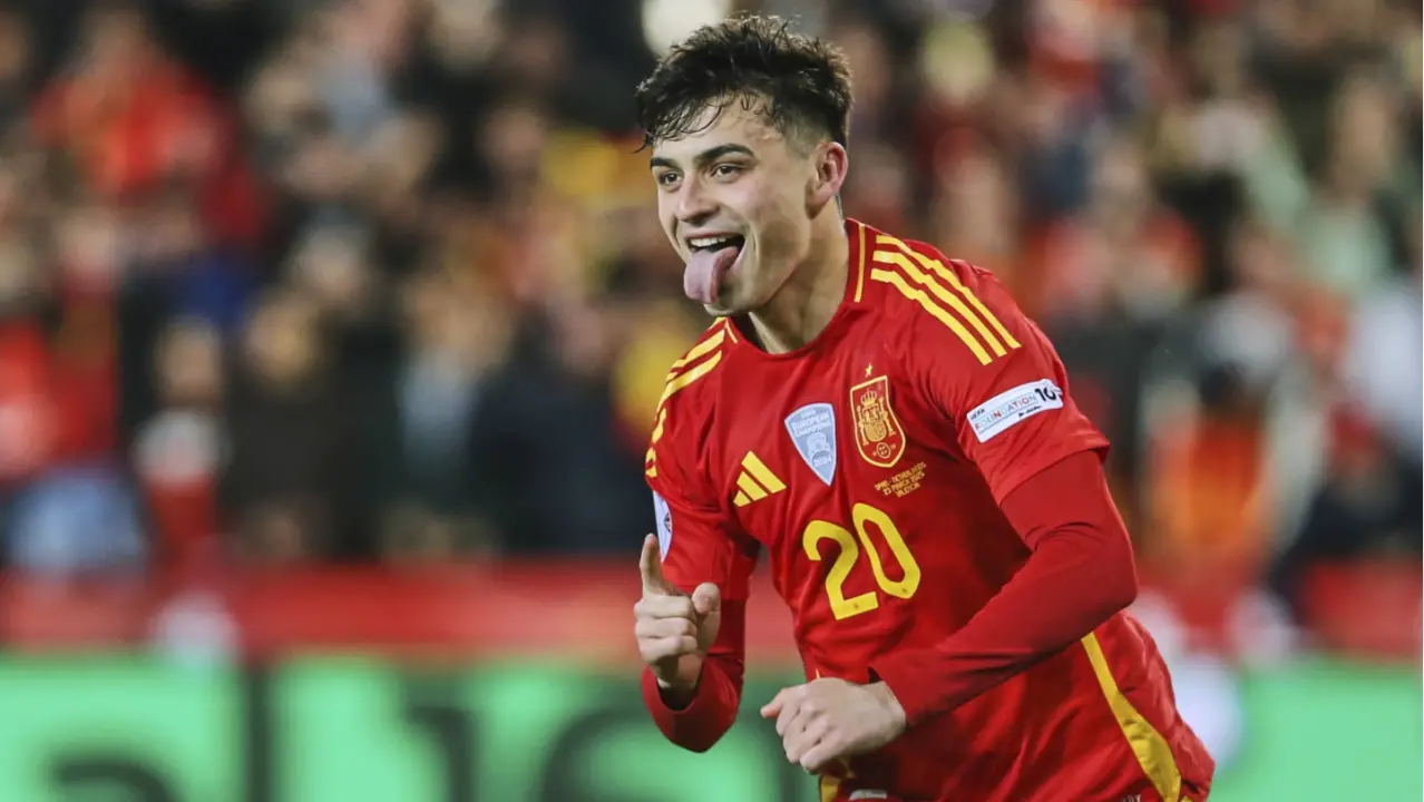 Spain's Pedri celebrates