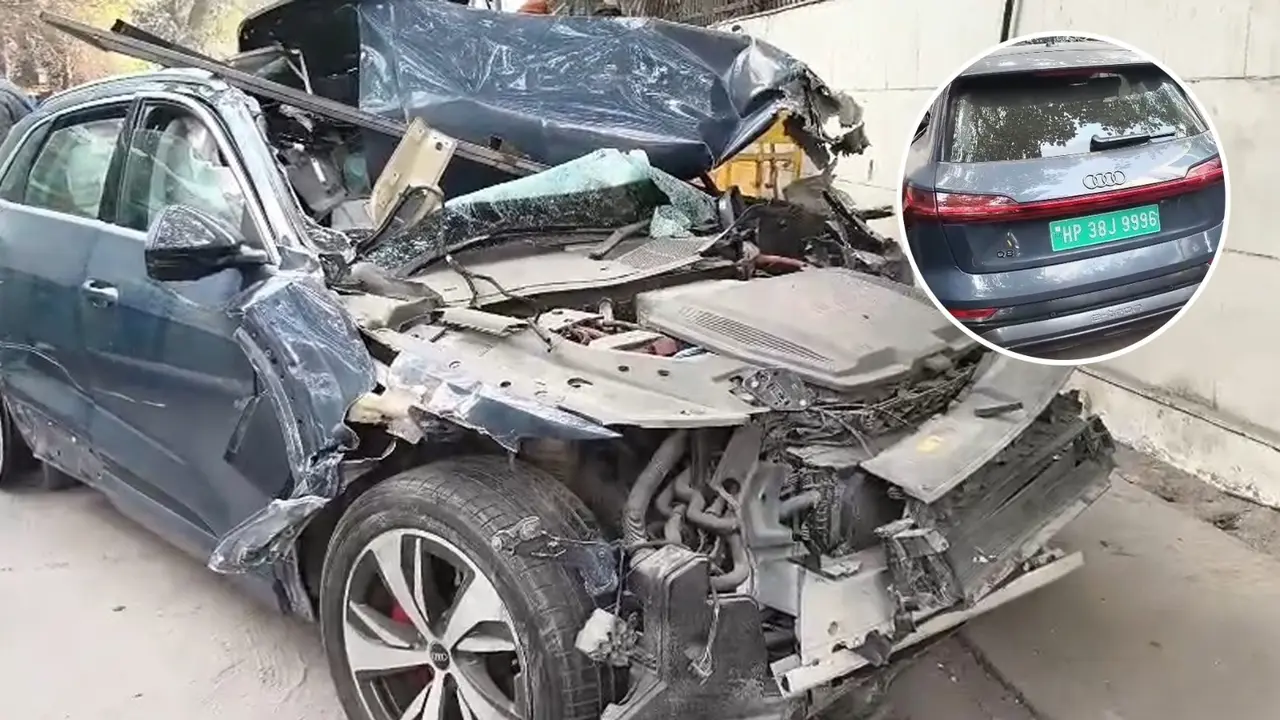 Speeding Audi Car Collides with Multiple Vehicles in Okhla Phase-1, Driver Injured
