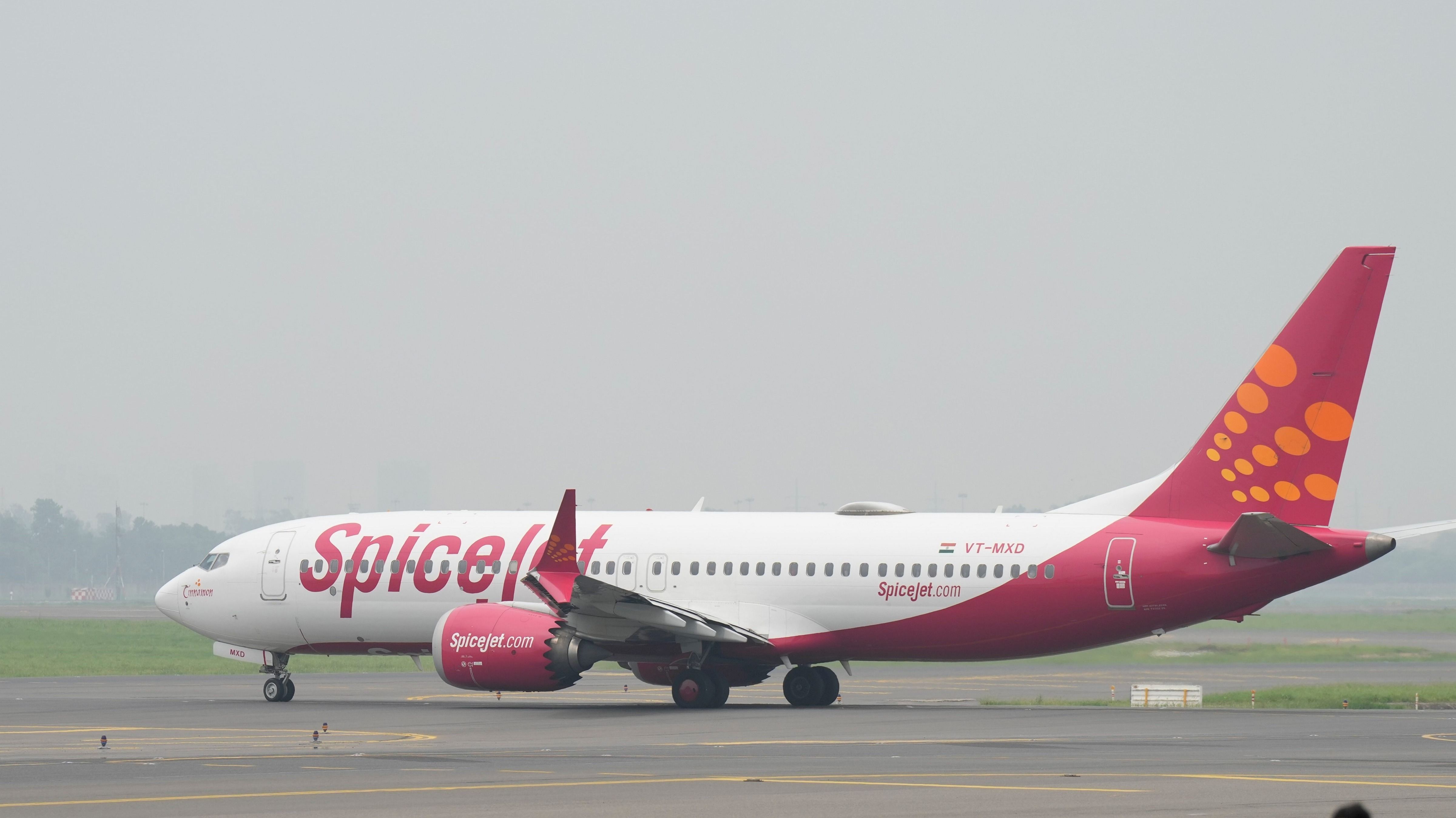 Spicejet plans to raise over Rs 3,200 cr via debt, equity