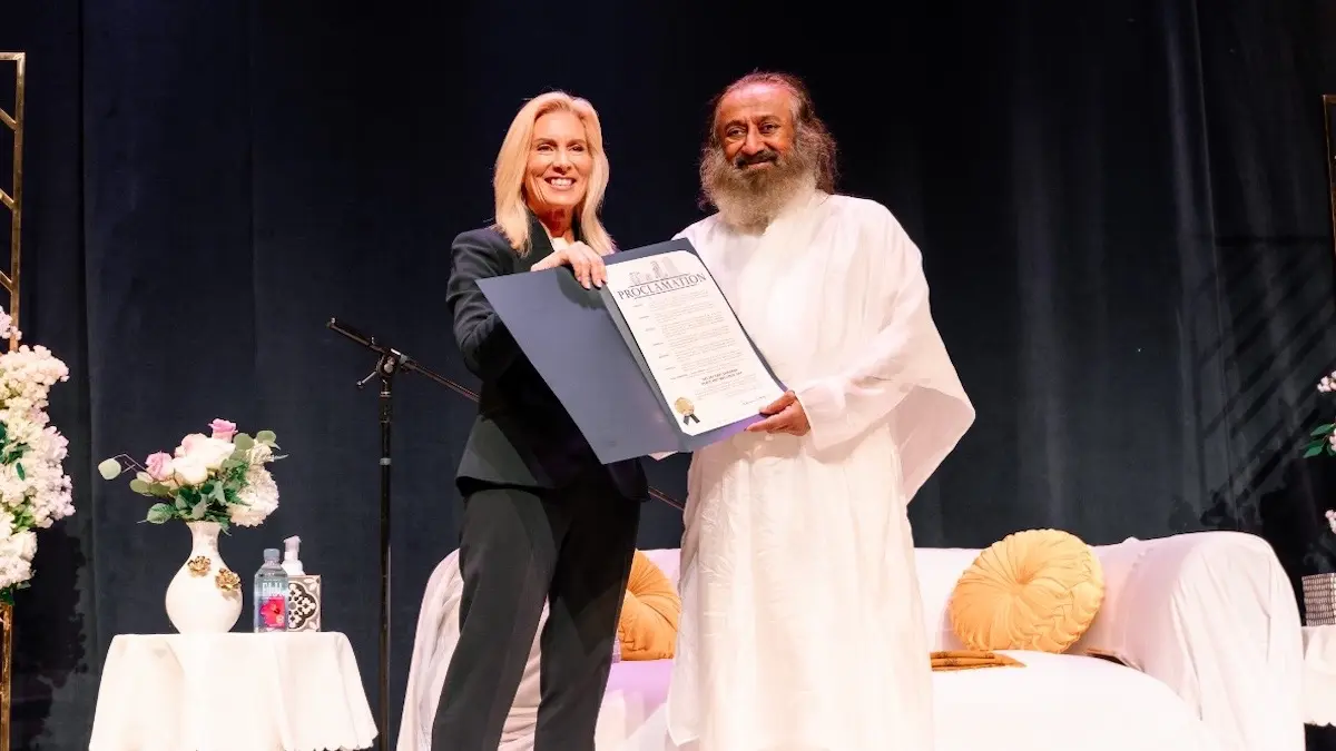 Florida's Jacksonville Declares June 16 As ‘Sri Sri Ravi Shankar Day of Peace and Wellness’ Sri Sri Ravi Shankar Day