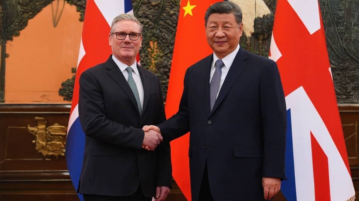 Starmer and Xi Call For Deeper UK-China Ties as Trump Shakes Up Global Relations