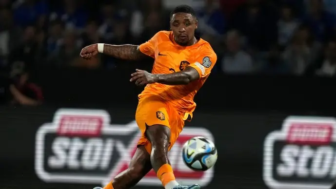 Steven Bergwijn Lashes Out At Ronald Koeman- “You don’t treat players like that” Steven Bergwijn