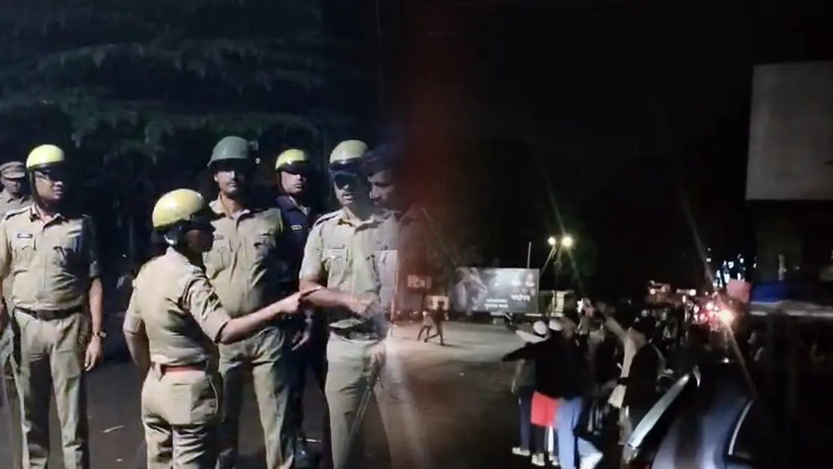 Stone pelting in Kolhapur