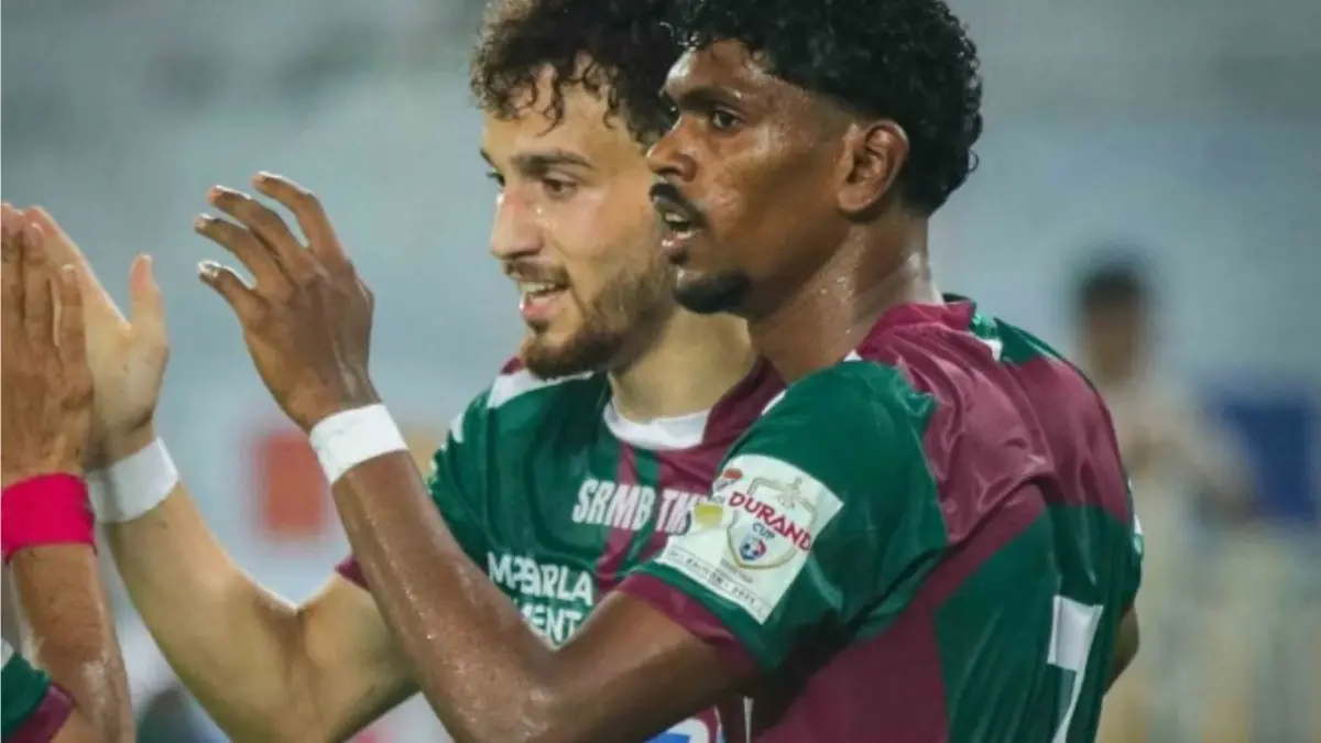 Suhail Bhat and Liston Colaco during Mohun Bagan SG vs Mohammedan SC match in the Durand Cup 2025