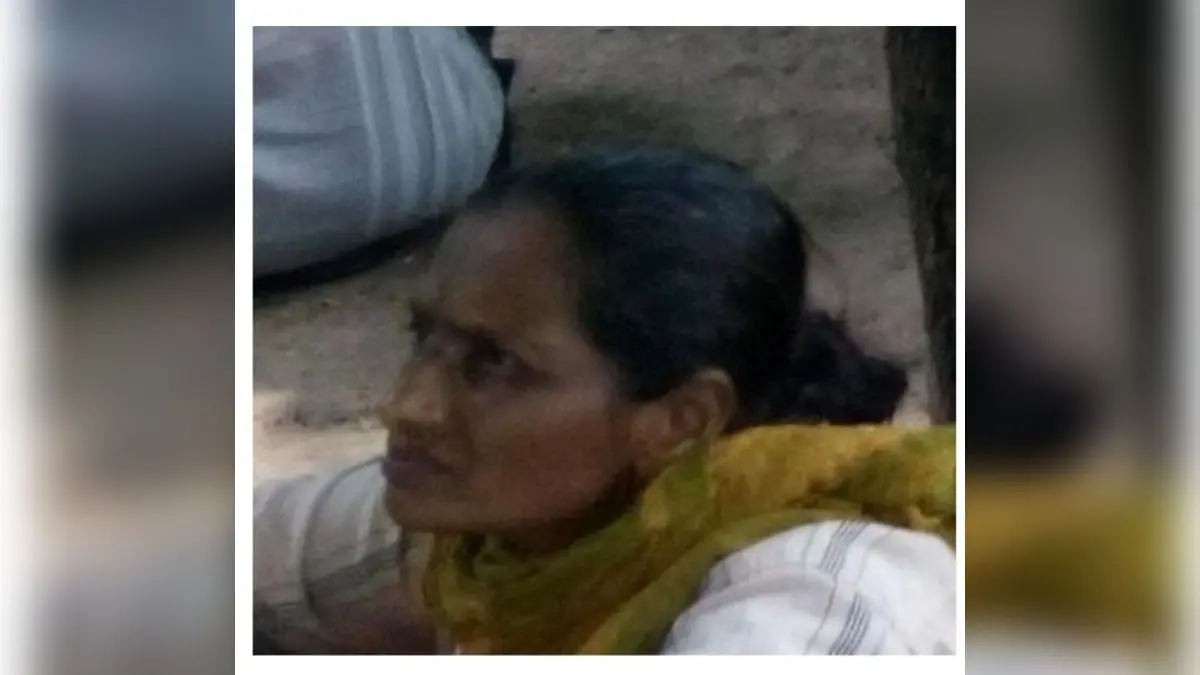 Sujata is notorious for her violent past, having chosen the path of militancy at a young age.