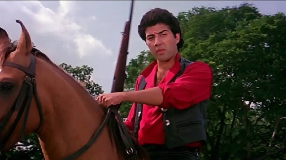 Sunny Deol in Betaab