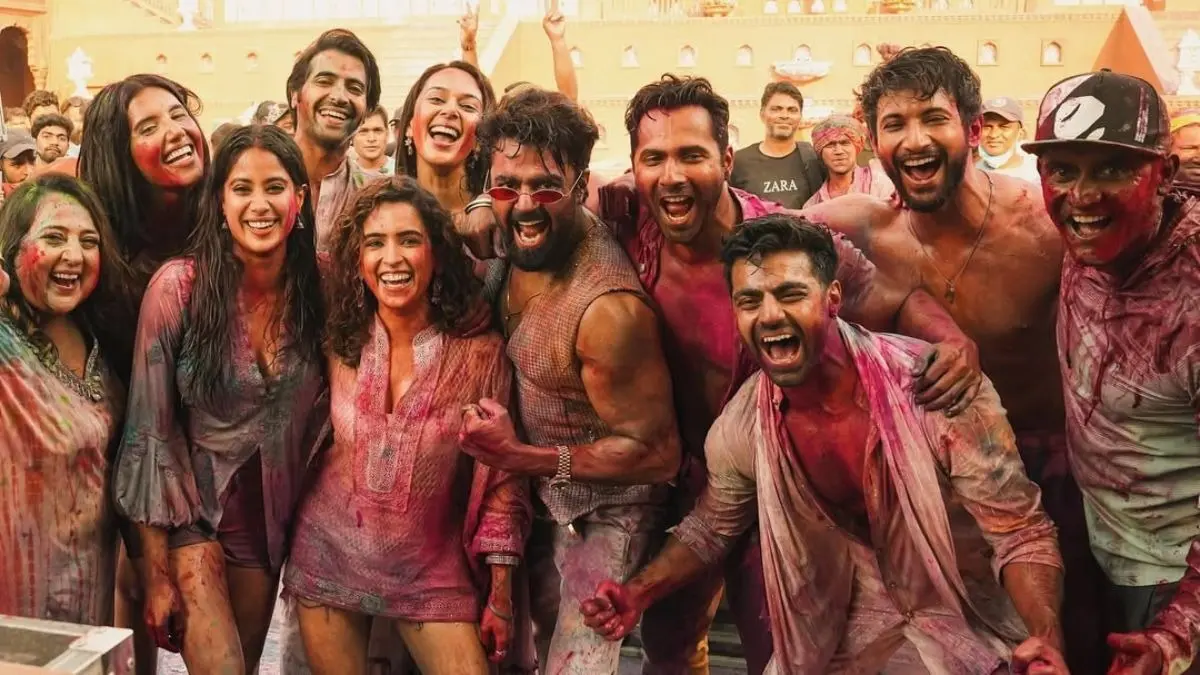 Sunny Sanskari Ki Tulsi Kumari Actors Share Unseen BTS From The Set Amid Film's Lukewarm Box Office Performance Sunny Sanskari Ki Tulsi Kumari BTS