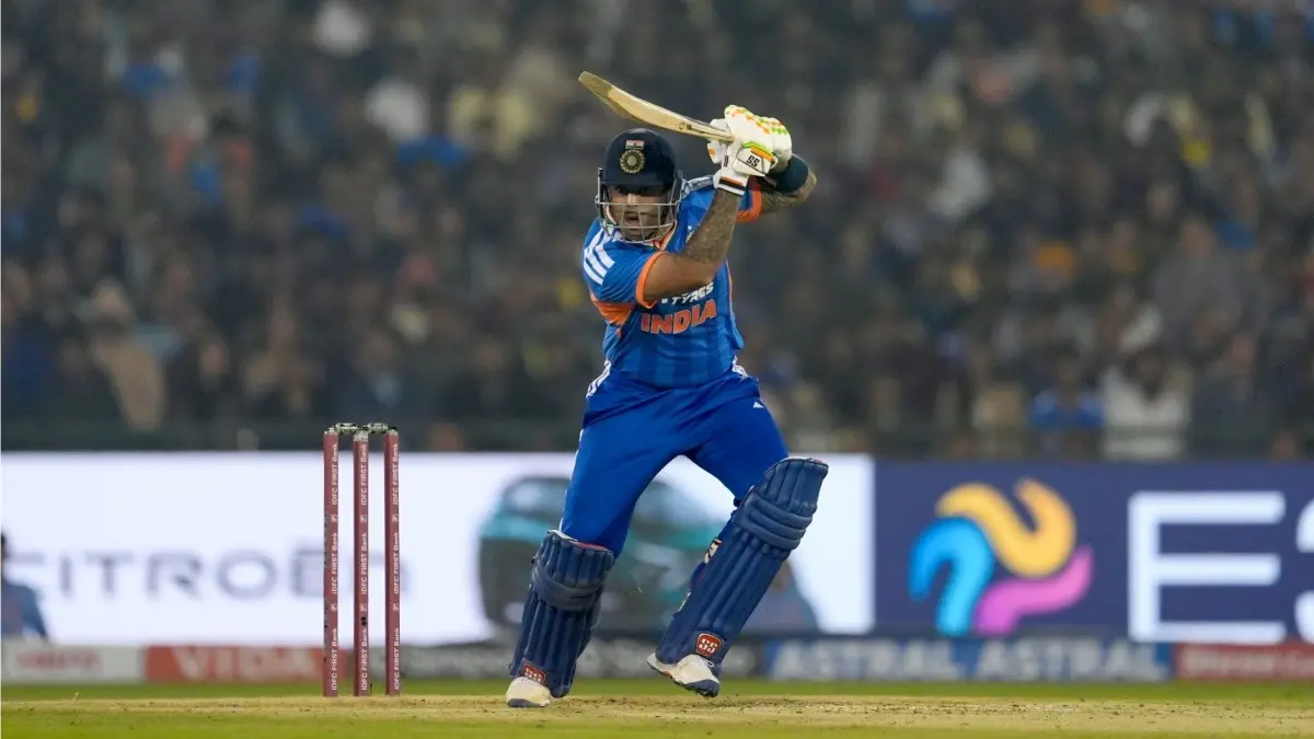 Suryakumar Yadav in action against New Zealand in 2nd T20I