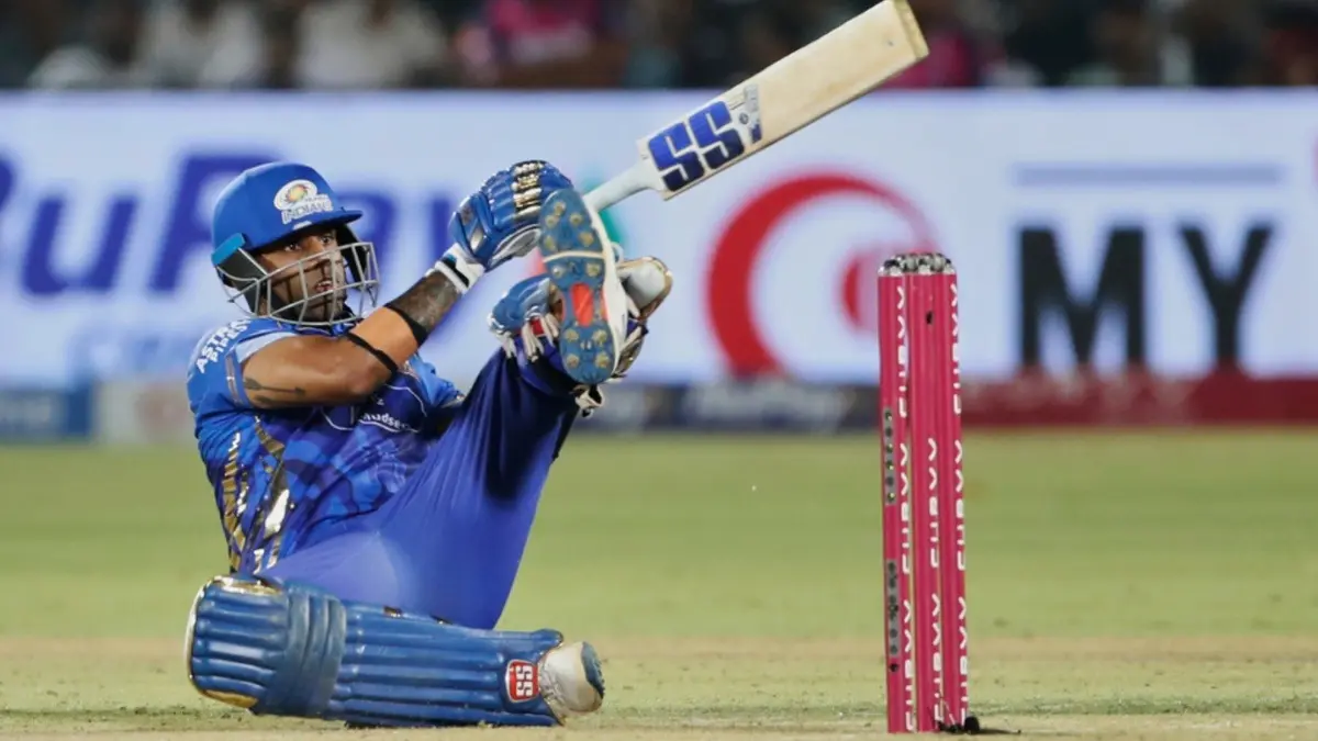 IPL 2025: 'Versatile' Suryakumar Yadav Receives Big Praise From Ex-CSK Star, Highlights Qualities Which Make Him Special Suryakumar Yadav in action during RR vs MI clash