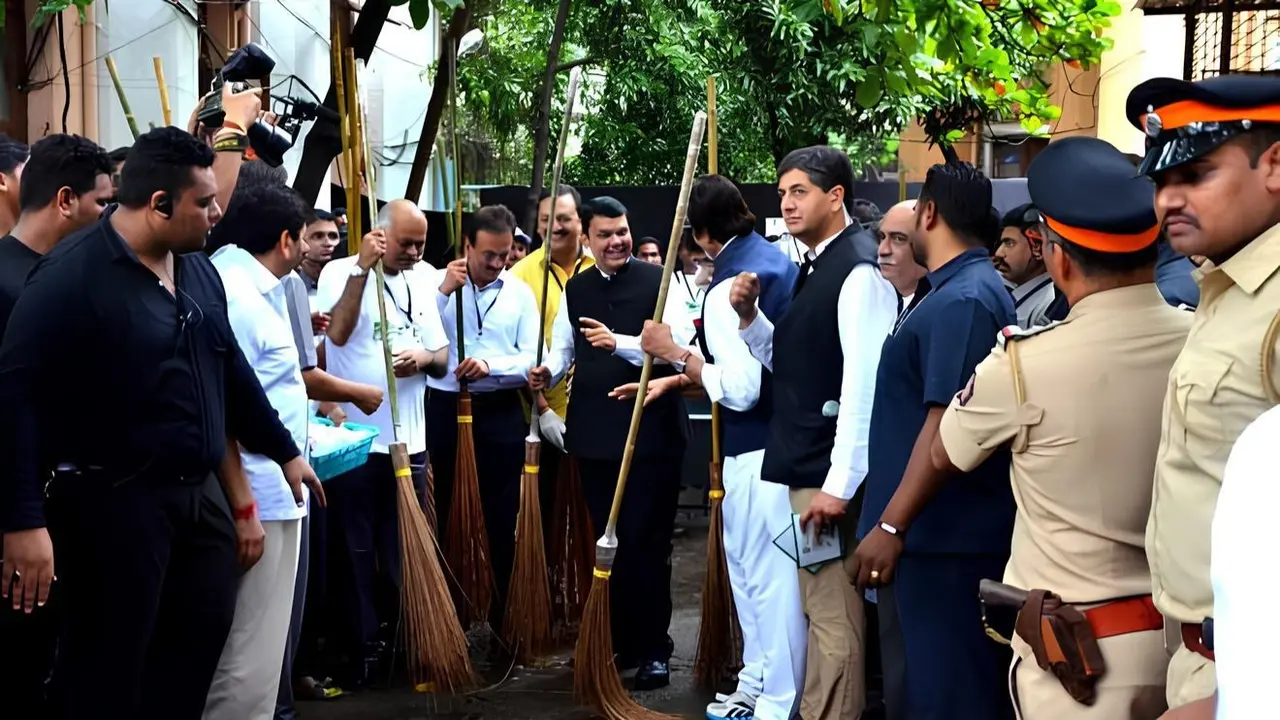 Swachh Bharat 2.0: Devendra Fadnavis & Eknath Shinde Bring Global Innovation to India’s Waste Management Strategy Swachh Bharat 2.0