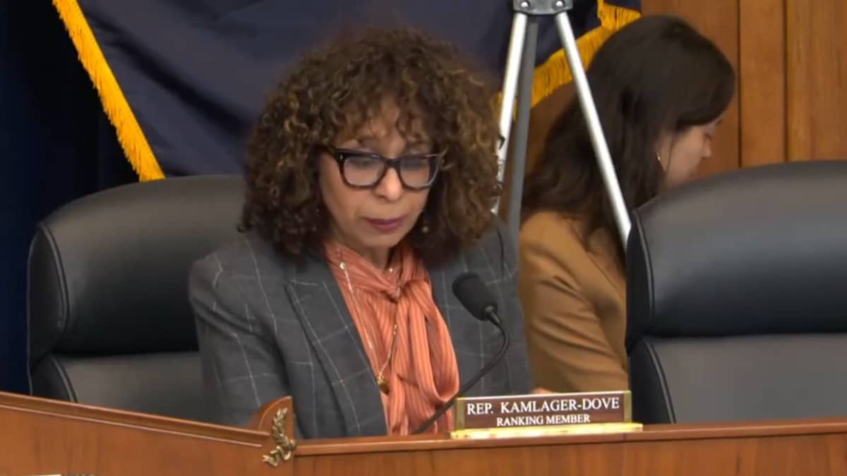 Trump's India Policy Cutting Our Nose To Spite Our Face: US Congresswoman Holds Up Modi-Putin's Car Selfie