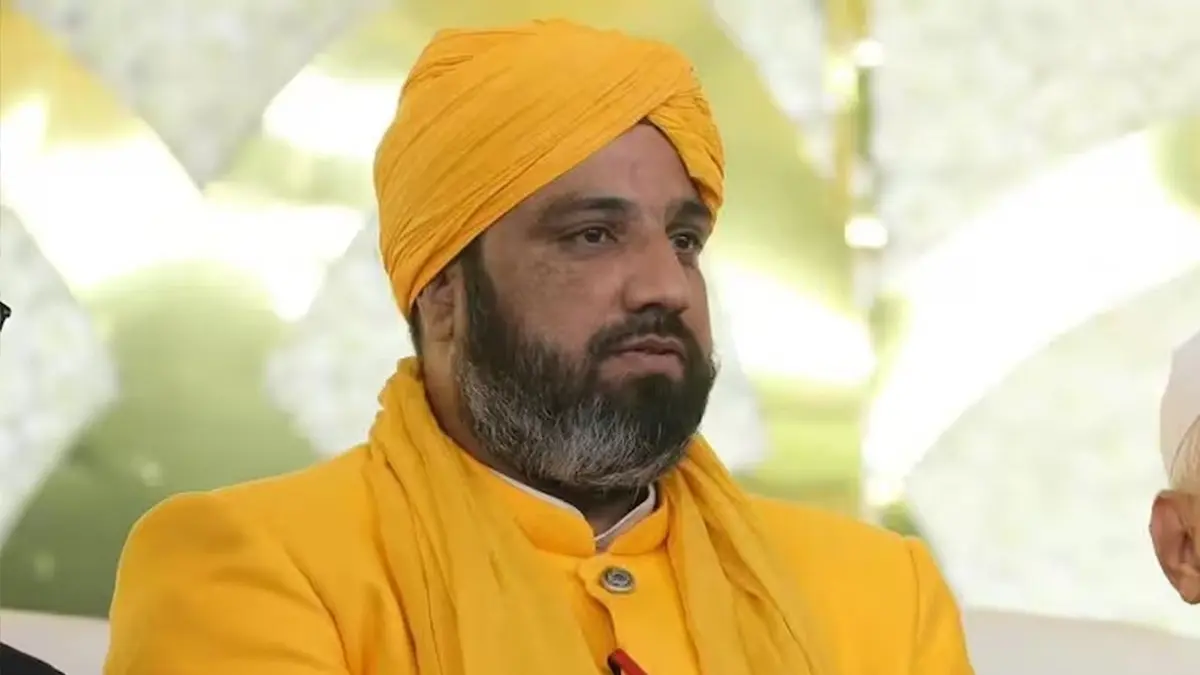 कहीं विरोध तो कहीं सर्मथन में उठे सुर, वक्फ बिल पर सूफी नेता चिश्ती ने फिर की PM मोदी की तारीफ, कहा- यह मुसलमानों के लिए... Syed Naseruddin Chishty