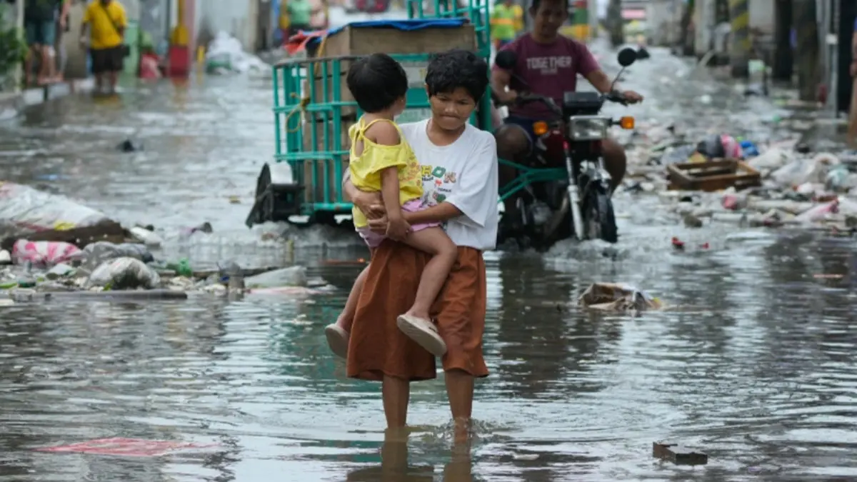 Taiwan Evacuates Thousands Ahead of Tropical Storm Fung-wong