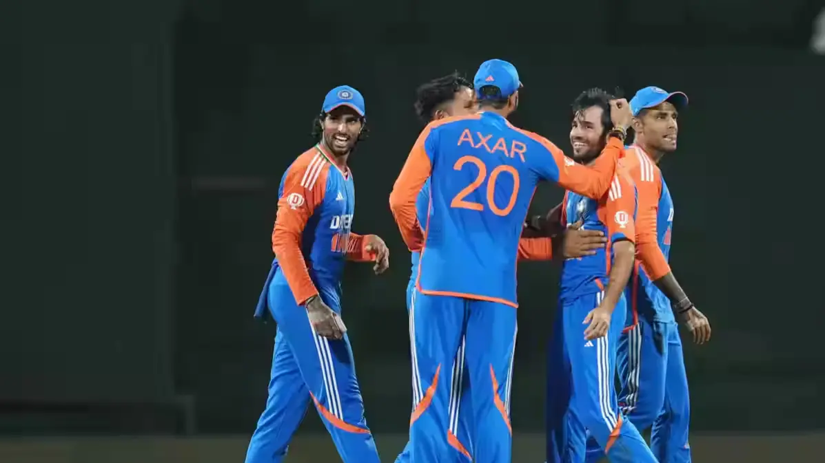Team India celebrates a fall of wicket