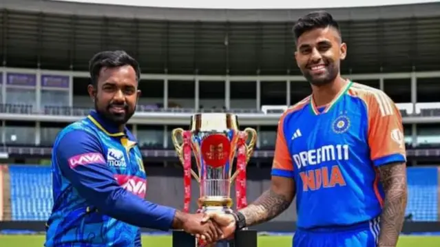 team india doing batting against sri lanka in first t20i