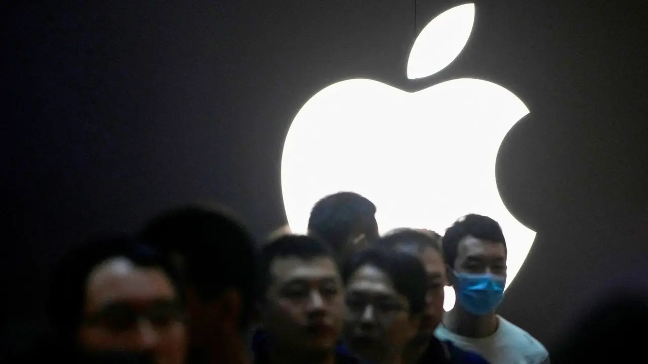 Apple accused by US labour board of imposing illegal workplace rules tech layoffs in august