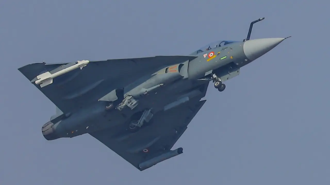 India To Buy 97 LCA Mark 1A Fighter Jets, Centre Clears Rs 62,000 Crore Deal India To Buy 97 LCA Mark 1A Fighter Jets, Centre Clears Rs 62,000 Crore Deal