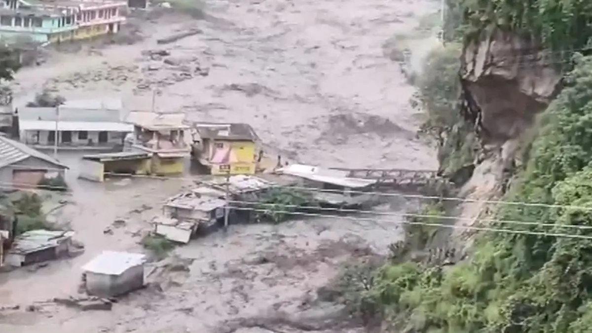 Terrifying Footage Captures Cloudbursts And Flash Floods Fury In Himachal; 325 Roads Shut, Bridges-Roads Washed Away