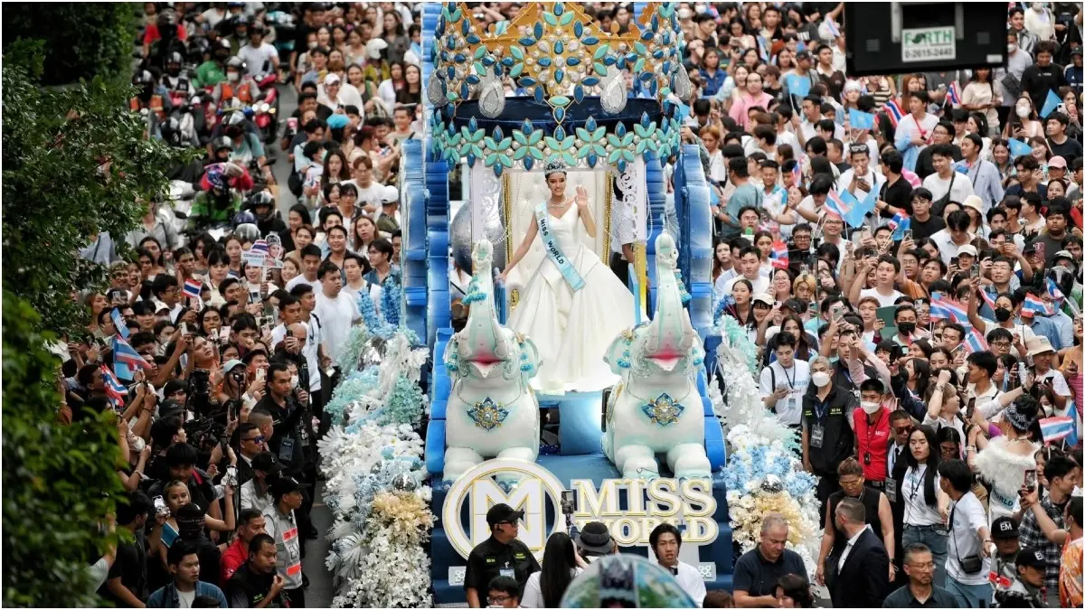 Miss World 2025 Opal Suchata Chuangsri Gets Rousing Welcome At Homecoming Show In Thailand, Thousands Gather On Streets | Photos Thailand's Opal Suchata Chuangsri won Miss World 2025