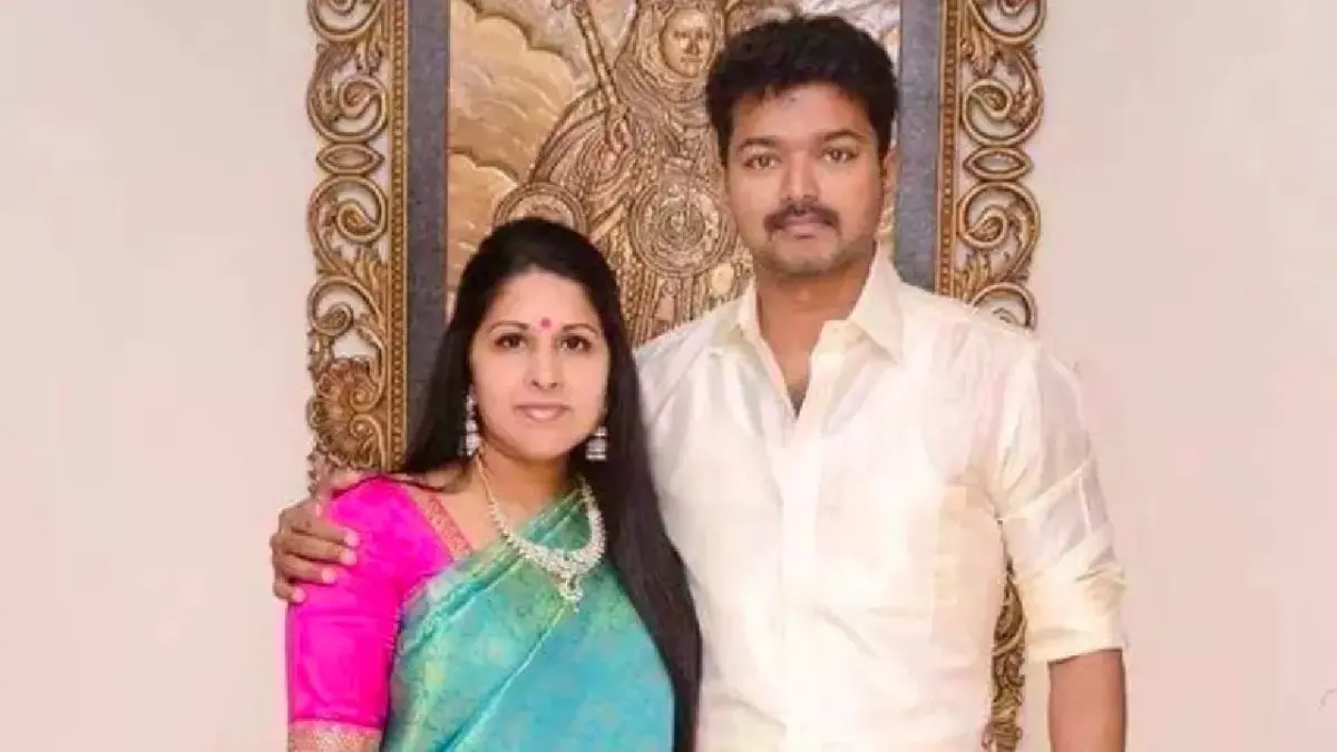 सेटलमेंट के लिए 250 करोड़ की एलिमनी देने को तैयार थलपति विजय? पत्नी संगीता ने दी थी तलाक की अर्जी Thalapathy Vijay Divorce